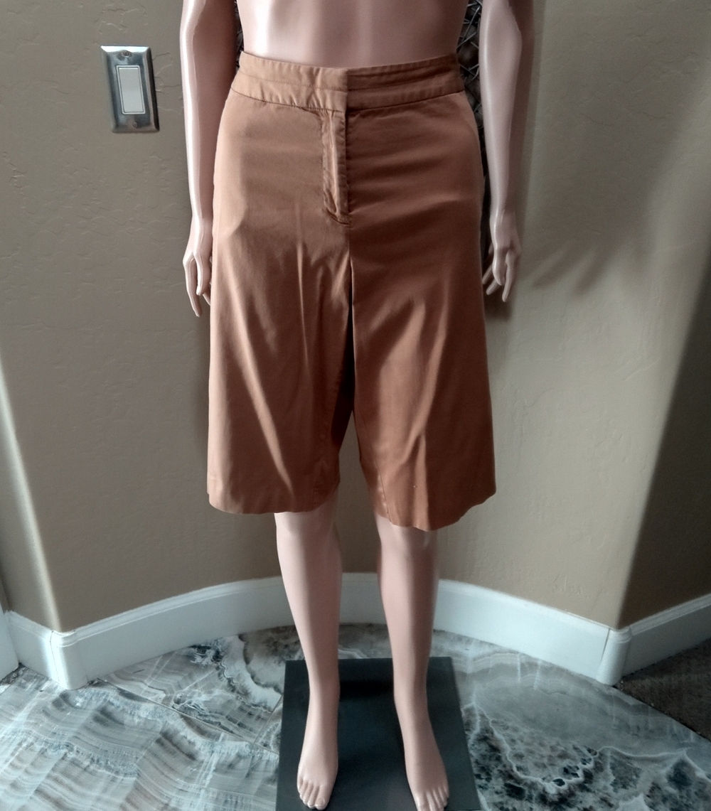 Tommy Bahama Women's Tan Flat Front Bermuda Shorts